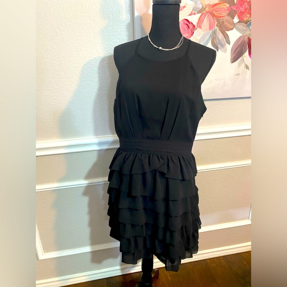 Forever 21 Contemporary || Size L || Black